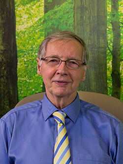 Dr Brian Scott
